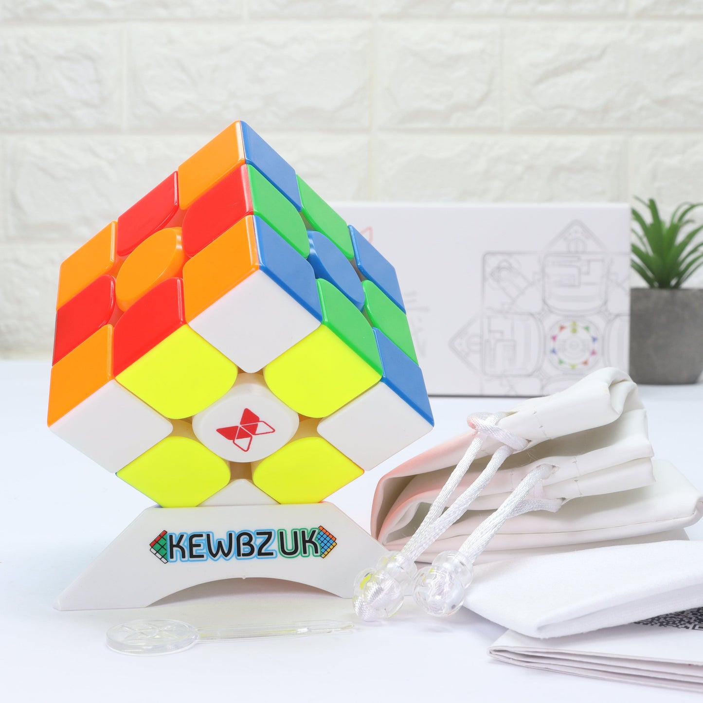 QiYi XMD Tornado V3 Flagship (Magnetic, Ball-Core)